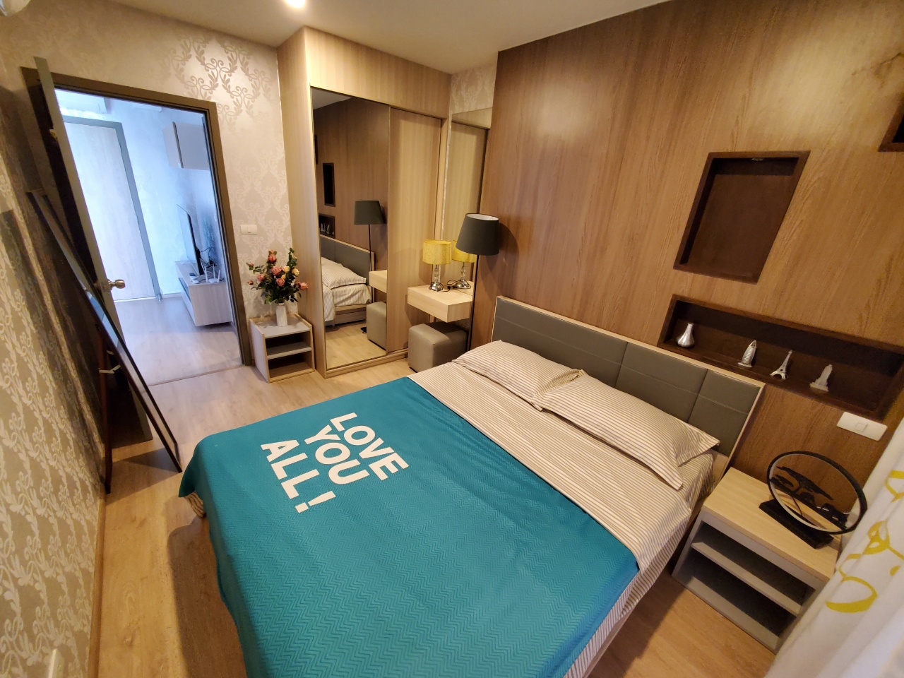 Ideo O2，素坤逸 邦纳区，32平米，1卧1卫，泳池景 拎包入住